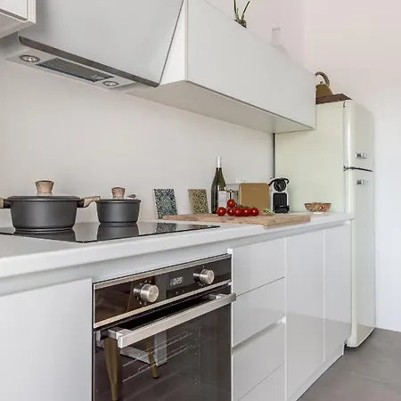 Elyos Boutique Appartement *